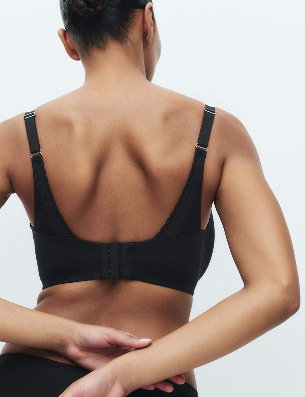 Marks & Spencer M&S Cool Comfort™ Cotton Rich Minimiser Bra C-H Black - 4