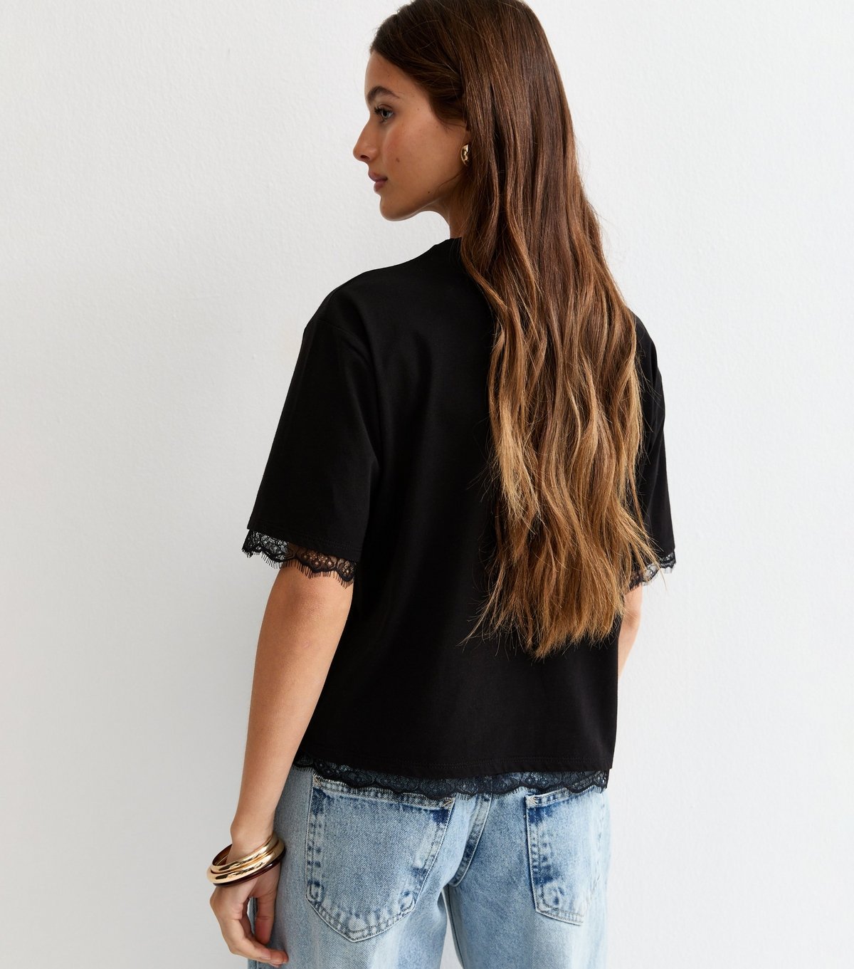 New Look Women's Black T-Shirt Lace Hem Boxy T-Shirt New Look - 4