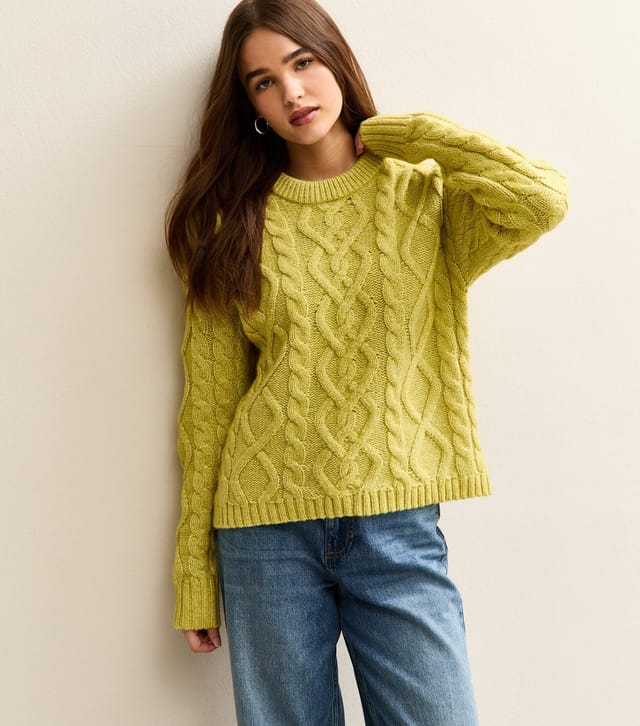 New Look Women's Bright Green Midweight Cable Knit Jumper New Look - 2