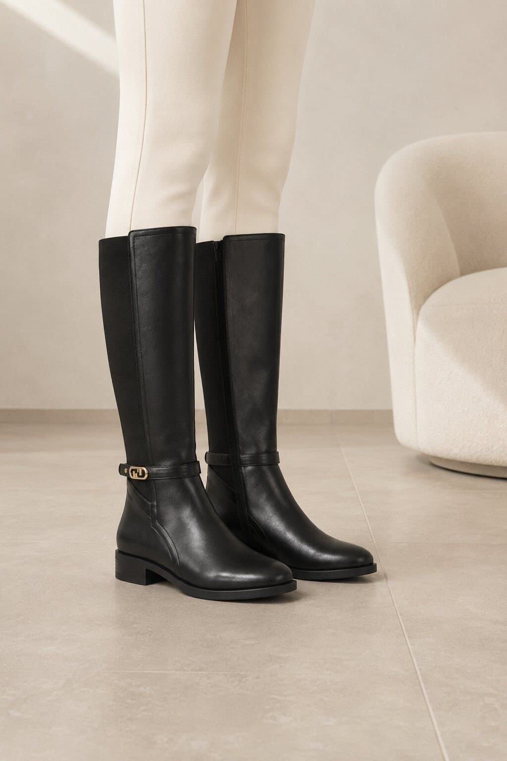 Truffle Collection Truffle Collection Women's Zip Boots Black Polyurethane Round Toe Block Heel Shoes