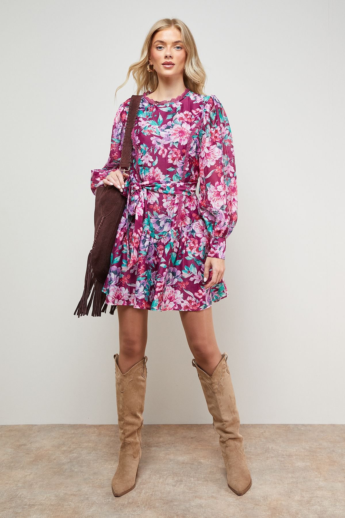 Oasis Oasis Women's Flippy Hem Belted Mini Dress in Floral - 2