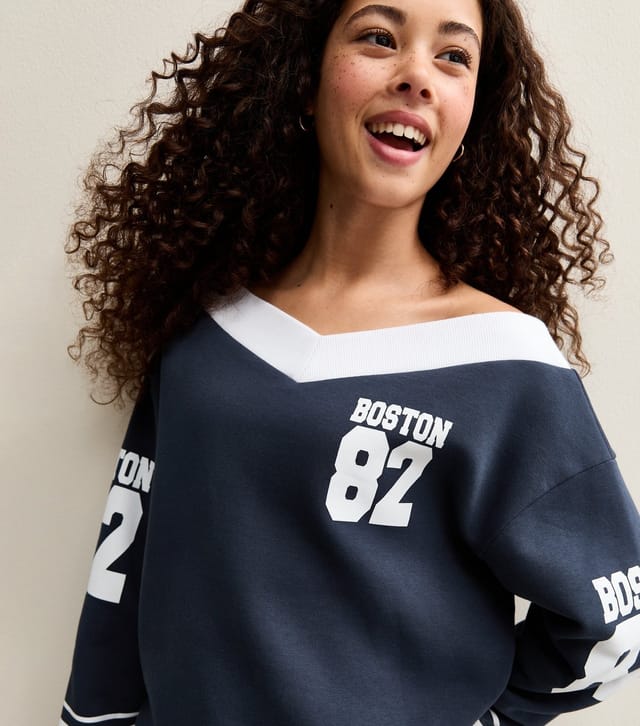 New Look Girls' Navy Boston Off Shoulder Oversized Jumper New Look - 3