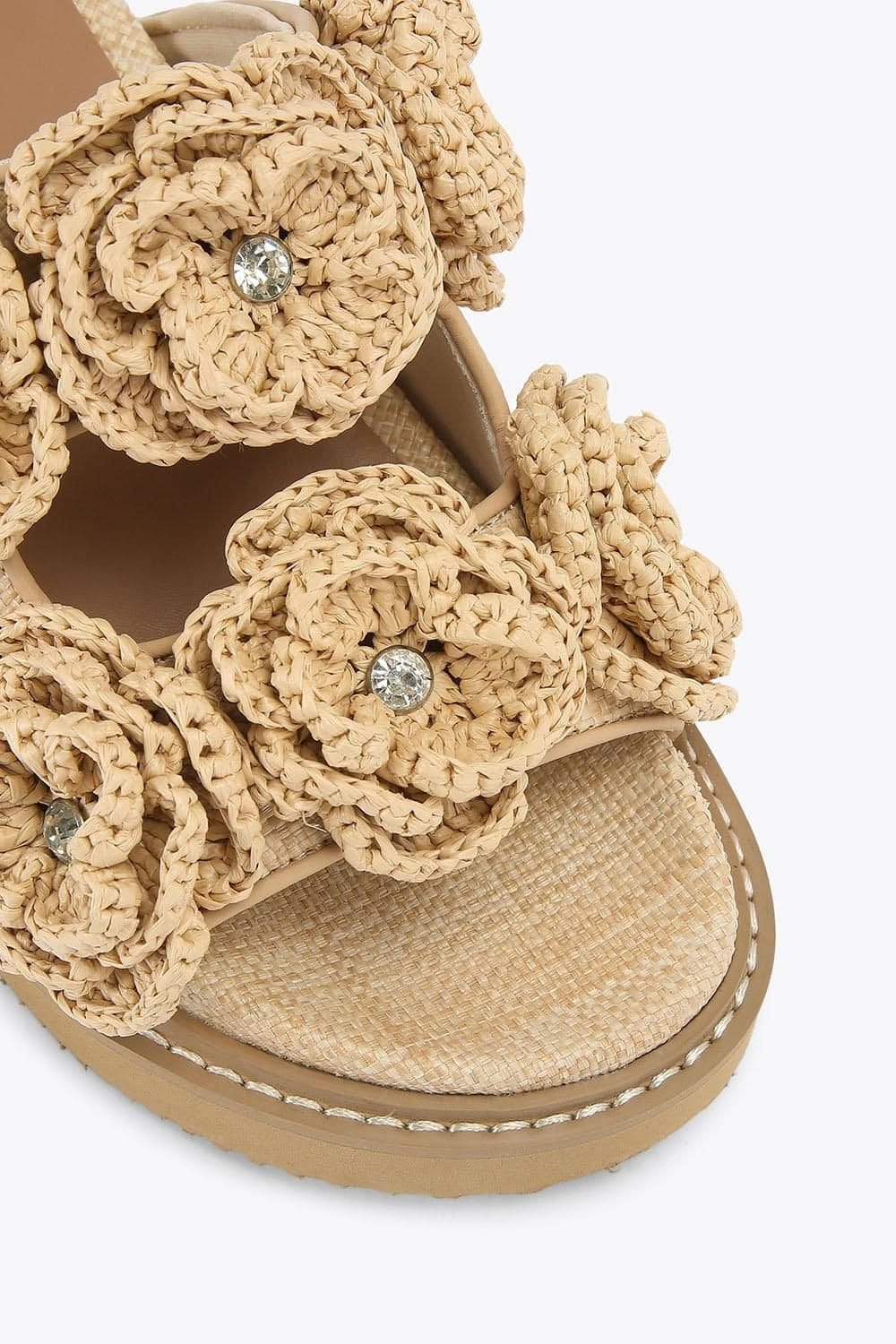 KG Kurt Geiger KG Kurt Geiger Women's 'Sonnet Footbed' Sandals in Beige - 4