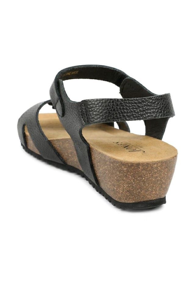 Jones Bootmaker Jones Bootmaker Women's Joanie Wide Fit Leather Sandals in Black - 3