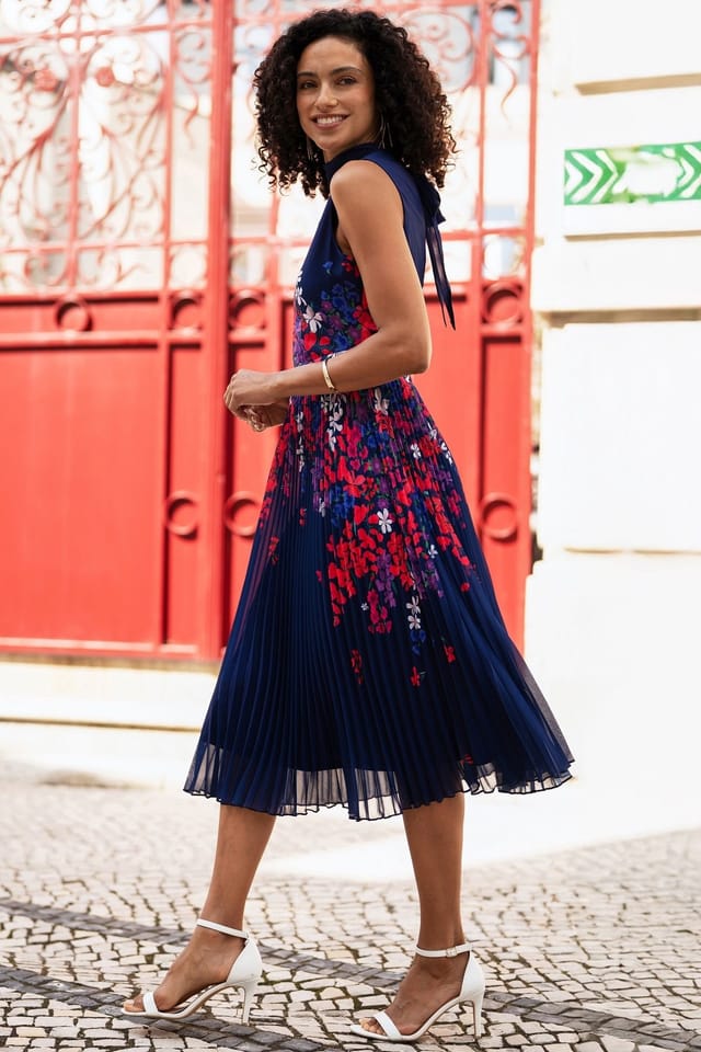 Yumi Yumi Women's Navy Border Floral Print Midi Dress With Pleats - 3