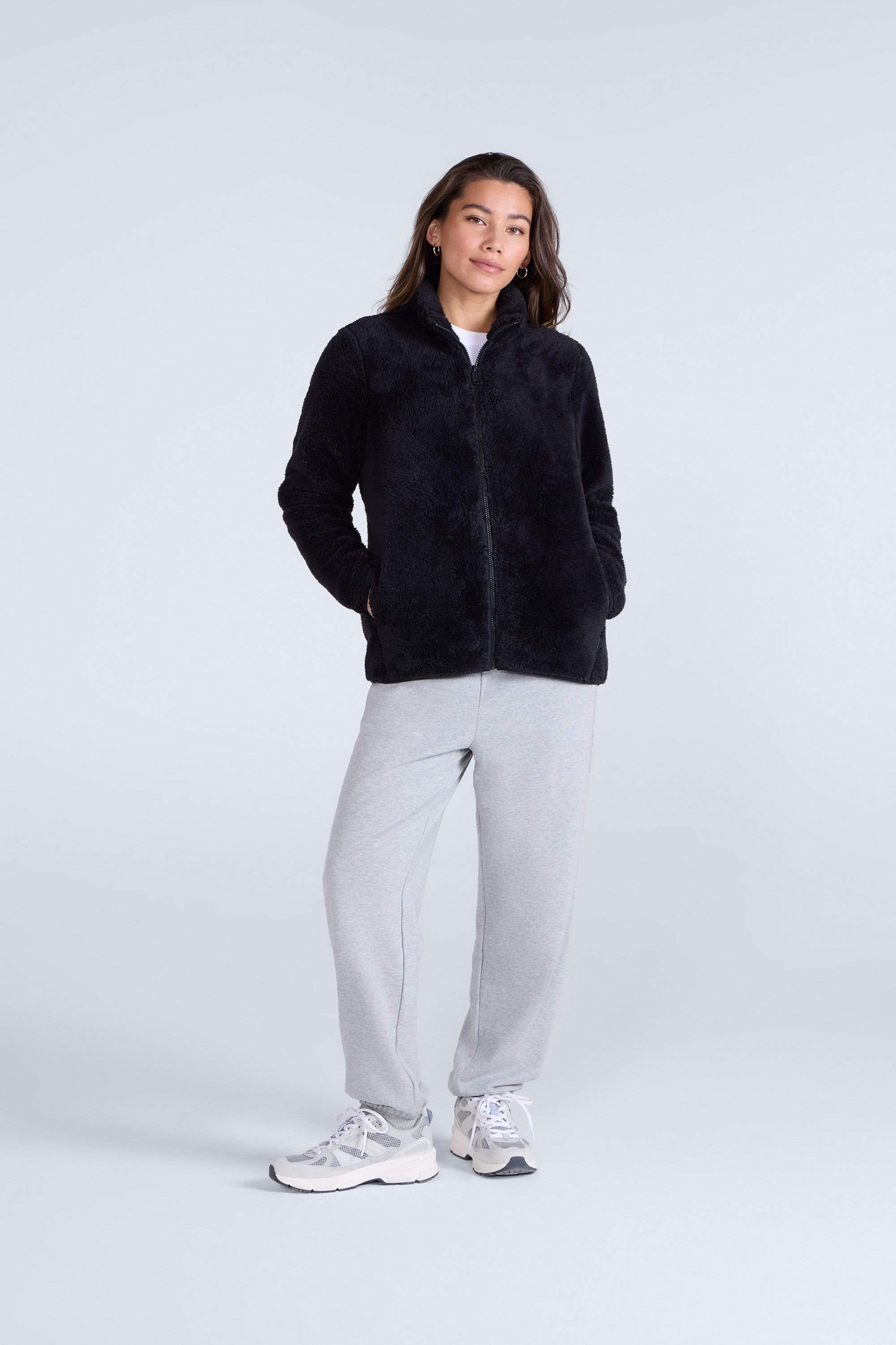 Animal Animal Women's 'Teddy' Warm Comfortable Soft Outdoor Casual Full Zip Fleece Jumper in Jet Black - 2