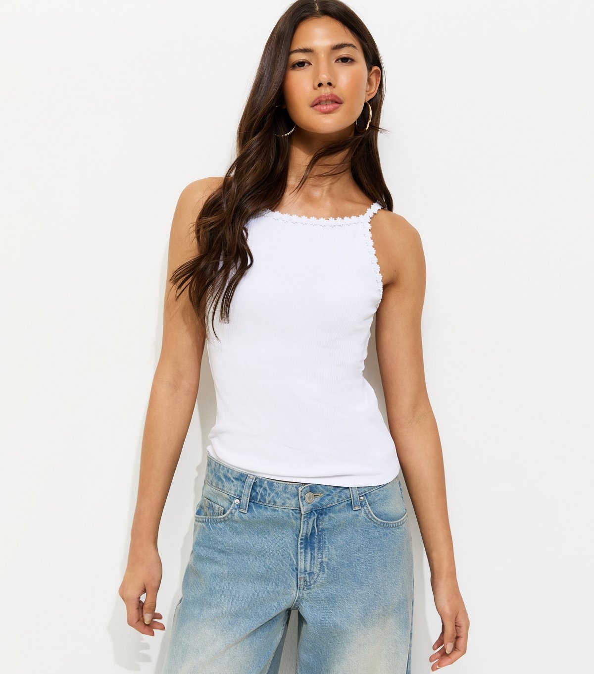 New Look Women's White Ribbed Daisy Trim Cami Top New Look - 2
