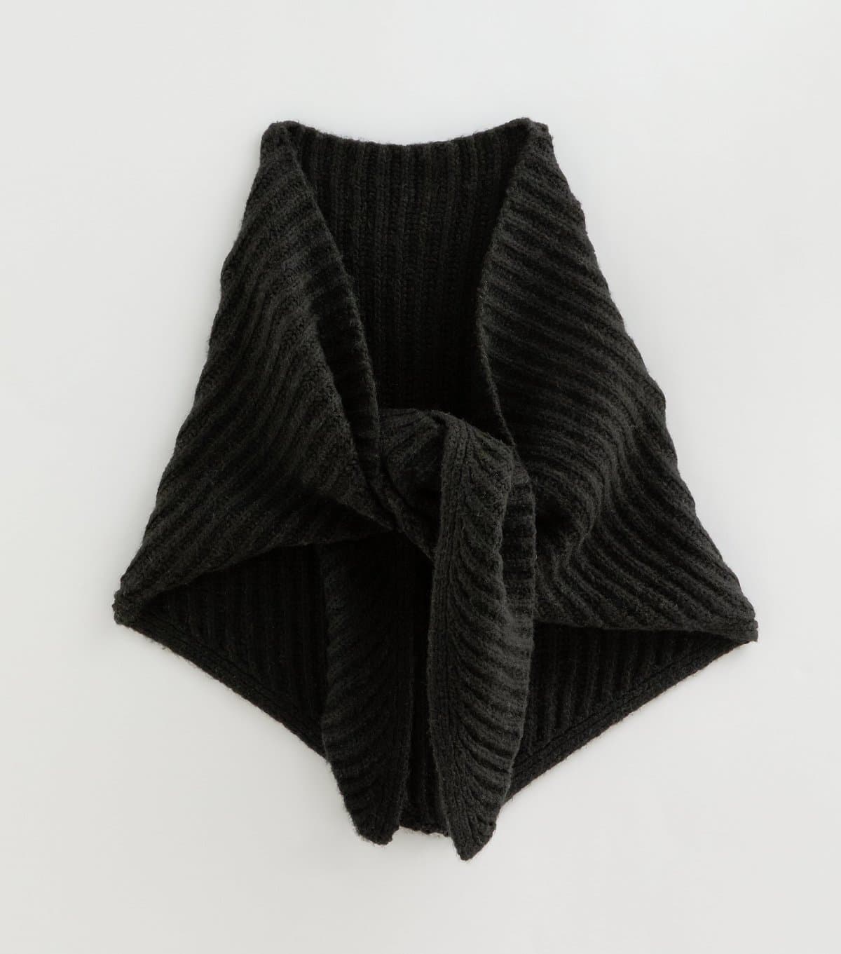 New Look Black Ribbed Knit Triangle Shawl Scarf New Look
