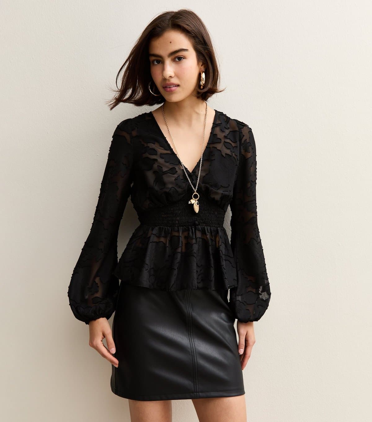 New Look New Look Black Floral Jacquard Blouse