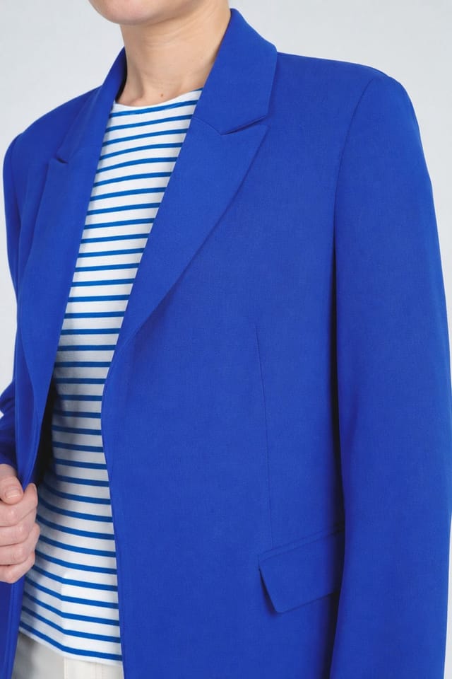Kettlewell Kettlewell Women's Soft Tailored Blazer in Cobalt - 3