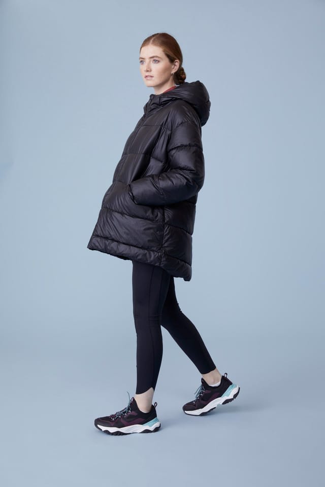 Active People Active People Women's 'Aura Light' PrimaLoft® Gold Insulation Long Sleeve Padded Jacket in Black - 2