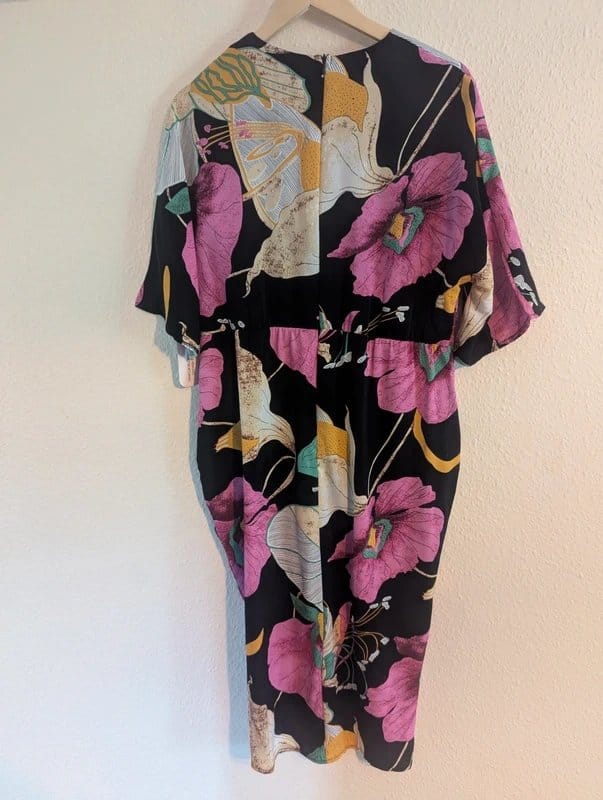 Girl in Mind Floral Print Wrap Dress UK 16 BNWT