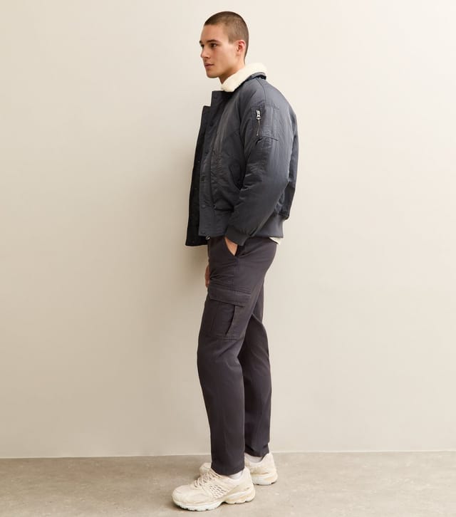 New Look Women's Dark Grey Slim Cargo Trousers New Look - 2