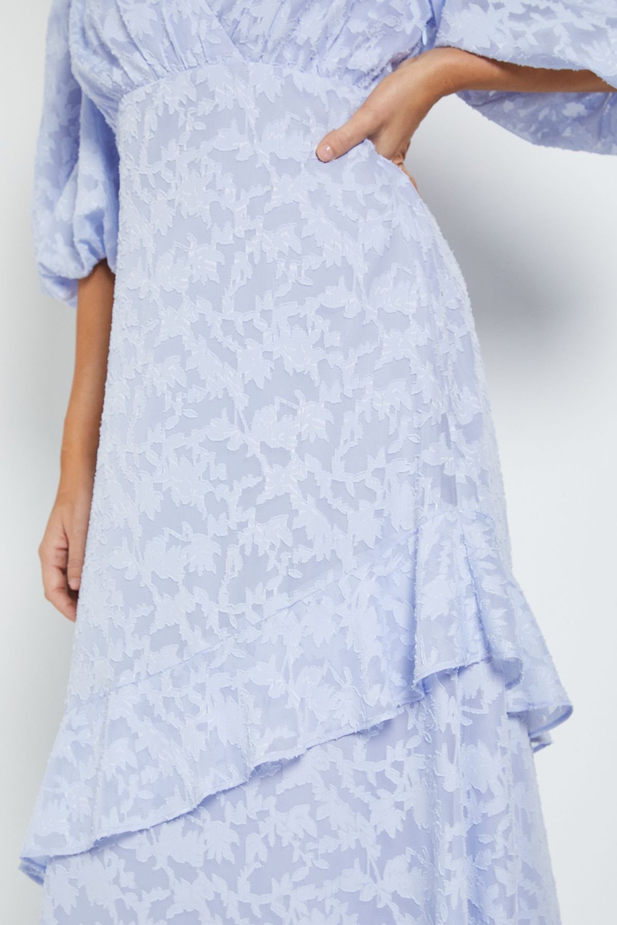 Dorothy Perkins Dorothy Perkins Women's DP Luxe Wrap Front Puff Sleeve Ruffle Maxi Dress in Pale Blue - 4