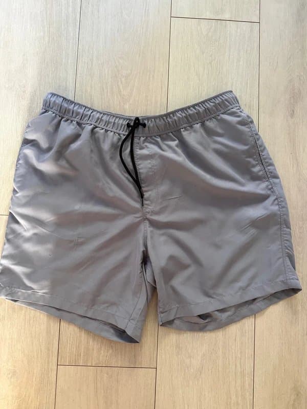 ASOS Two Pairs Of Men’s Swim Shorts L ASOS