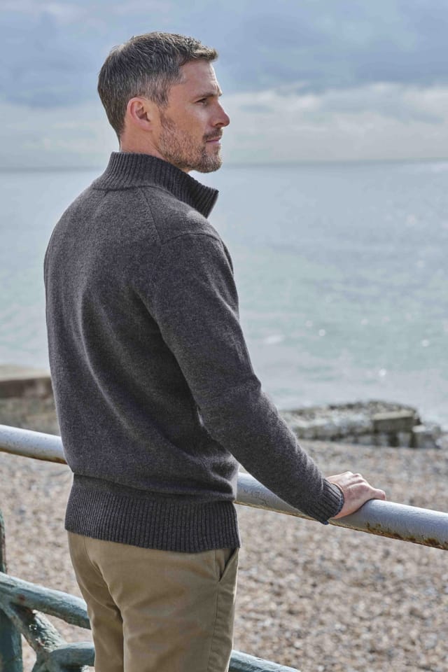 WoolOvers WoolOvers Men's Mens Lambswool Lincoln Zipper Cardigan in Dark Grey - 3
