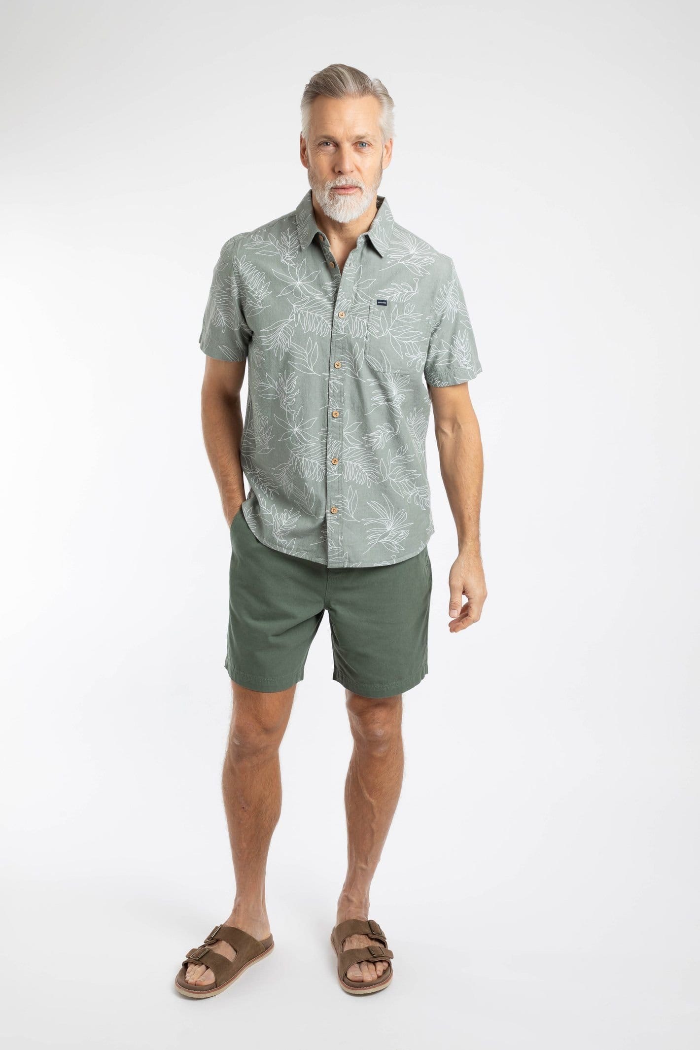 Weird Fish Weird Fish Men's Russell Printed Chambray Short Sleeve Shirt in Green - 4