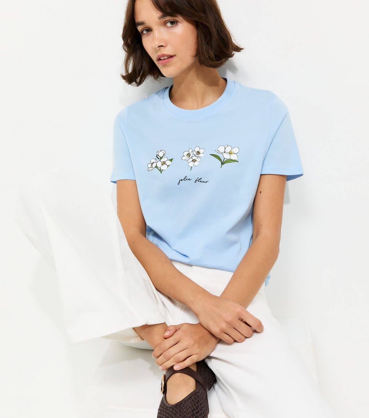 New Look Women's Light Blue Cotton Flower Print T-Shirt New Look