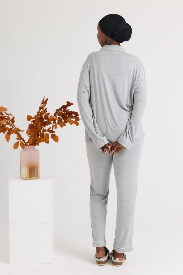 Pretty You London Pretty You London Women's Bamboo Long Pyjama Set in Mid Grey - 3
