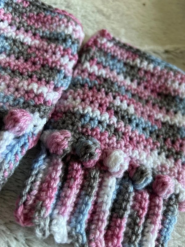 handmade crochet Handmade crochet fingerless mitts gloves wrist warmers - 1