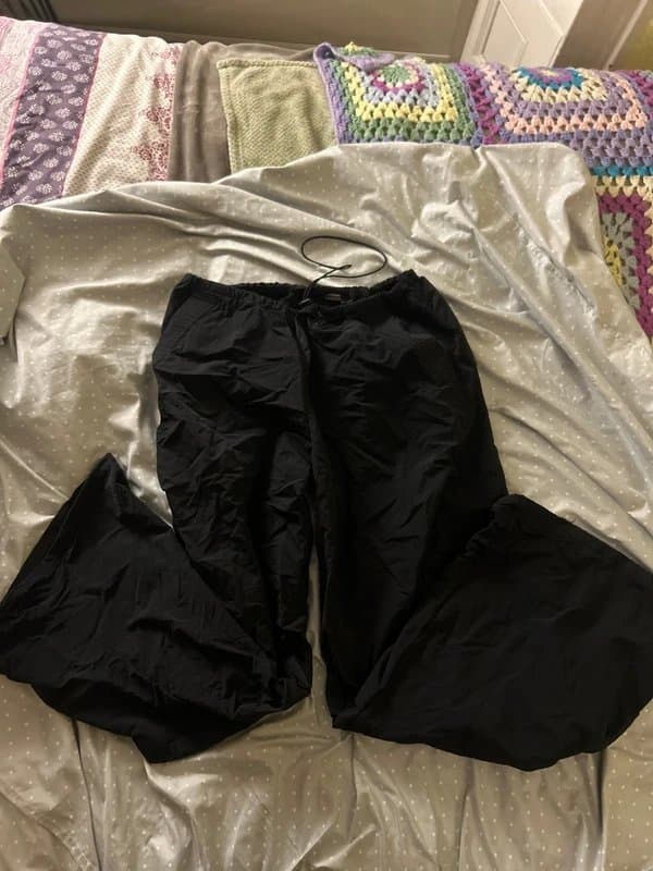 ASOS ASOS black cargo pants