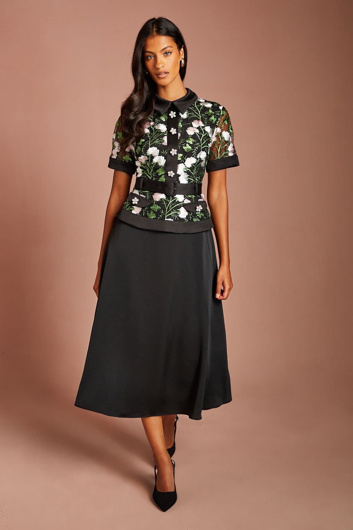 Coast Coast Women's Petite Lace Bodice Short Sleeve Satin Skirt Midi Dress in Black