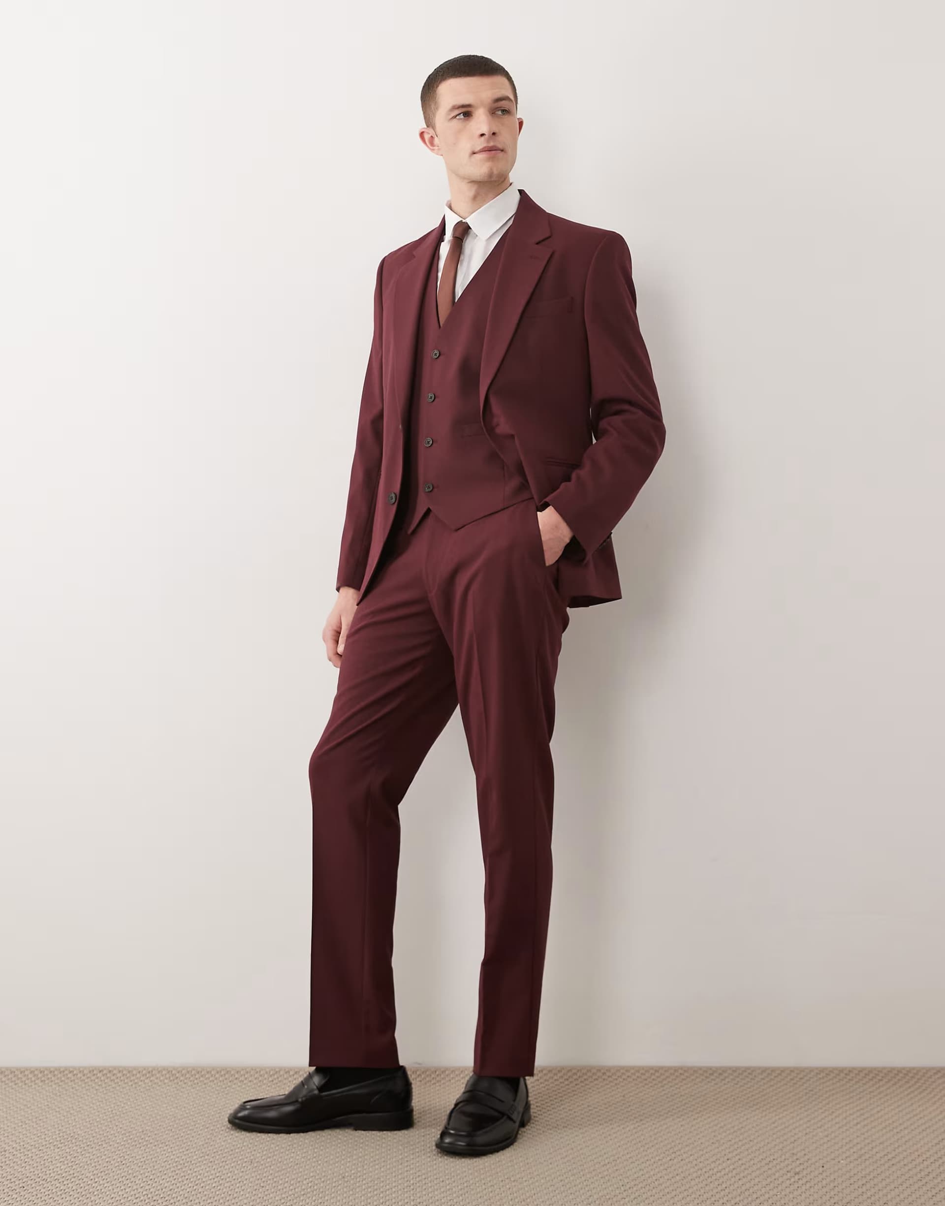 ASOS ASOS DESIGN slim suit trousers in burgundy