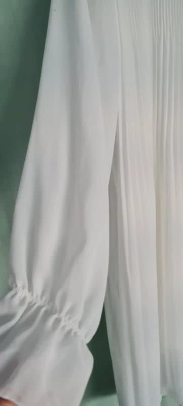 New Collection Size 12-16 white chiffon dress with elasticated frill sleeve NWT