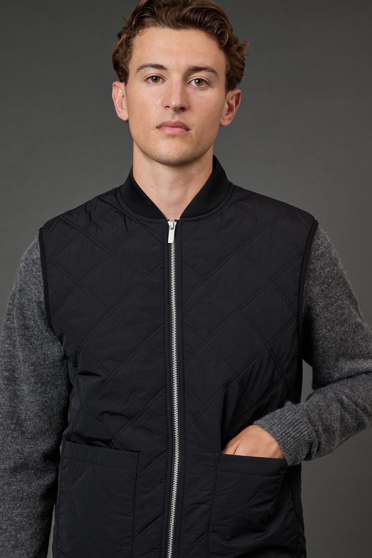 Burton Burton Men's Black Diamond Quilted Gilet - 4