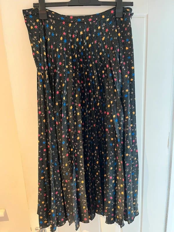 ASOS ASOS pleated skirt size 16