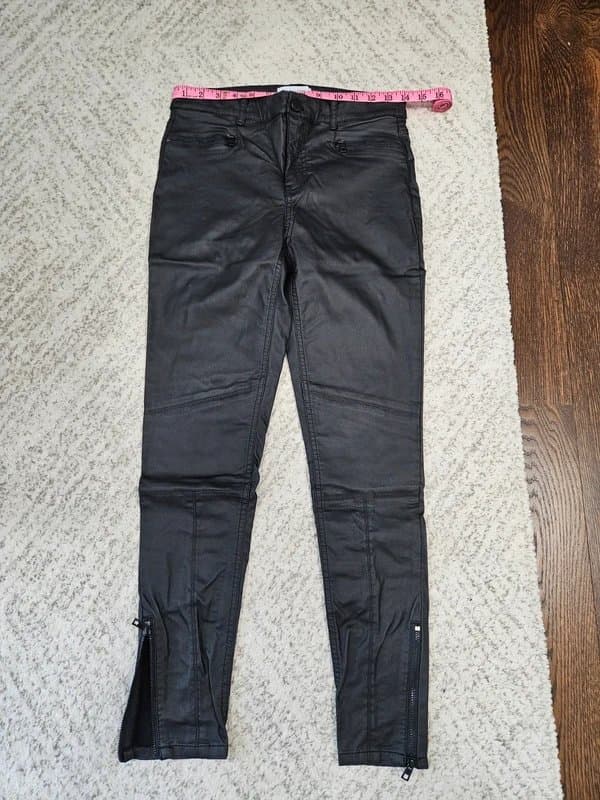 Calvin Klein Calvin Klein skinny black pants size 6