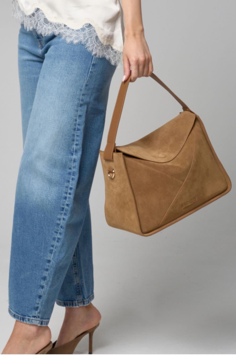 Barneys Originals Barneys Originals Women's Tan Geometric Shoulder Bag