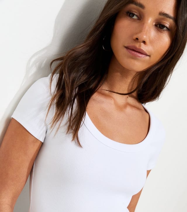 New Look Women's Premium White Heavyweight Cotton Scoop Neck T-Shirt New Look - 2
