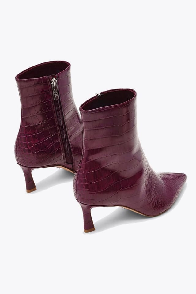 Steve Madden STEVE MADDEN Women's 'Lulah Ankle Boot Wine' Leather Boots in Wine - 2