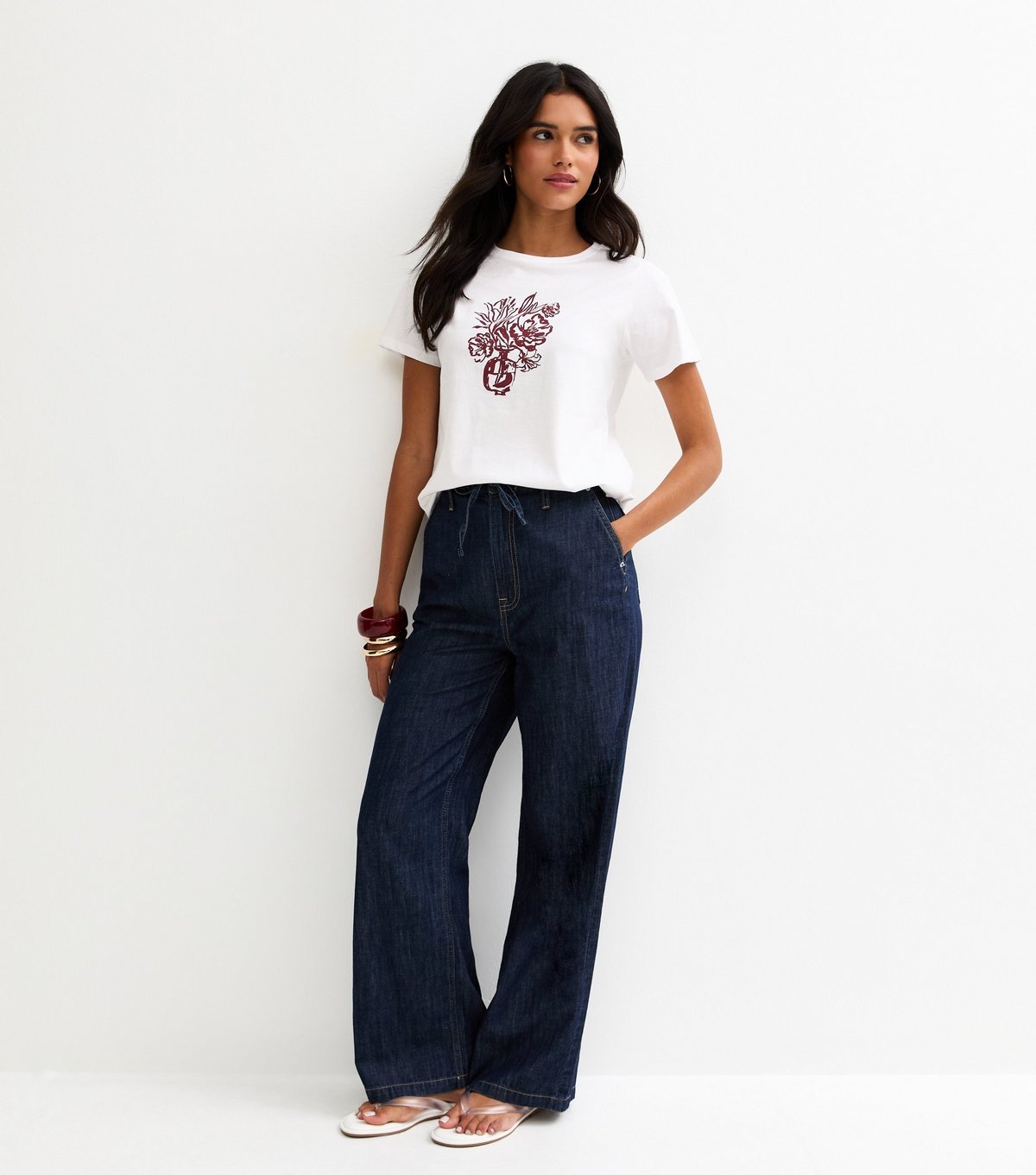 New Look Women's White Cotton Vase Print T-Shirt New Look - 3