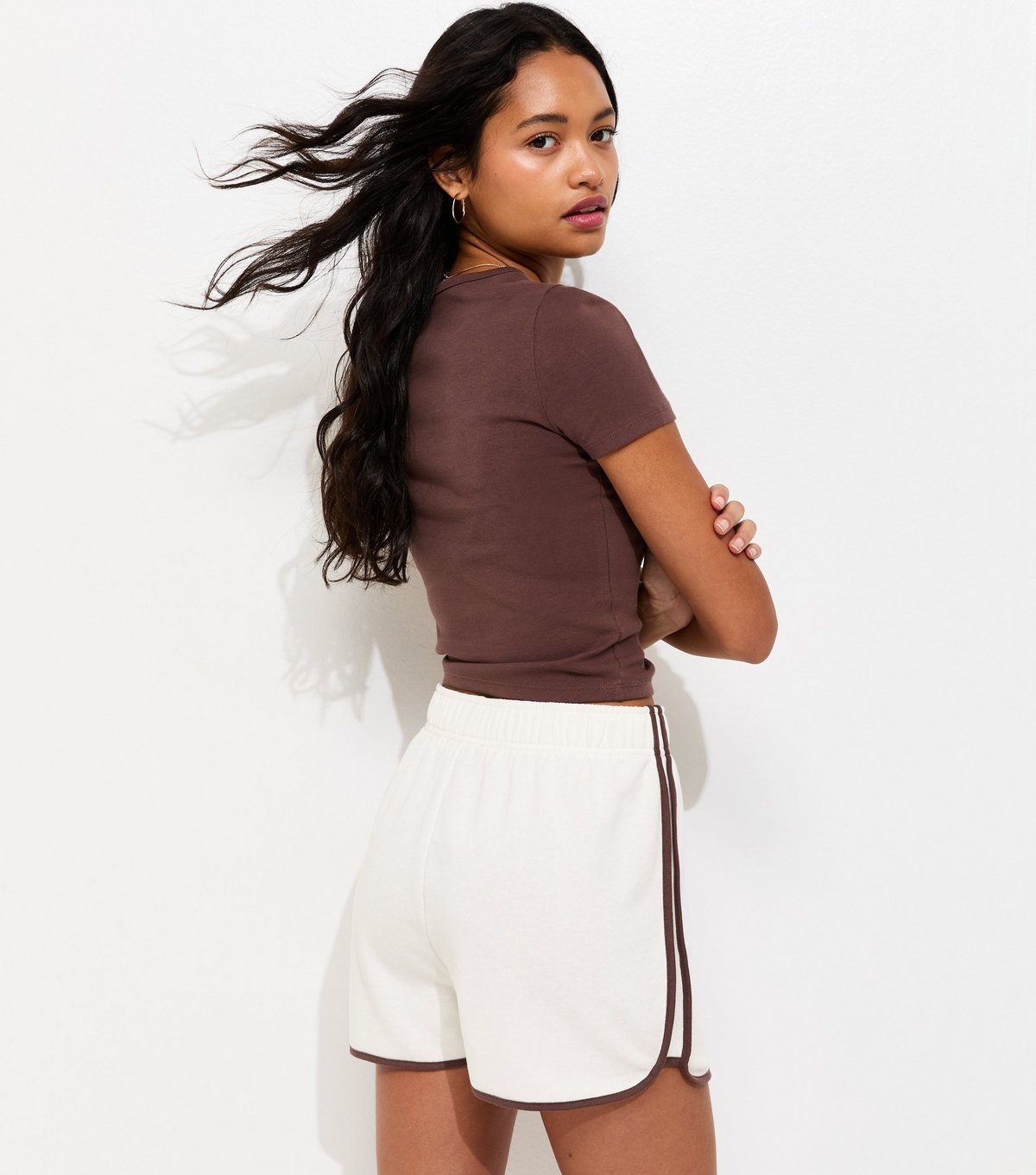 New Look Women's Cream Side Stripe Jersey Running Shorts New Look - 4