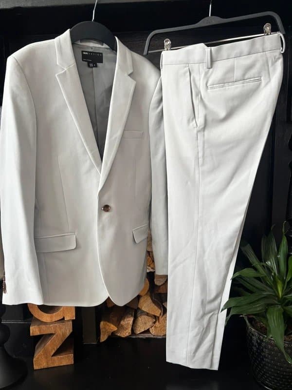 ASOS Design Men’s 2 Piece Suit