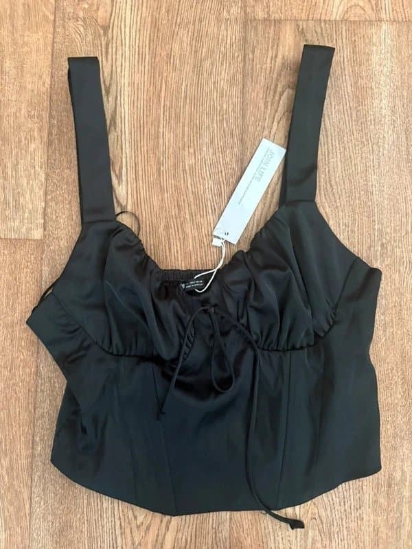 Bershka Brand new Bershka crop top size M