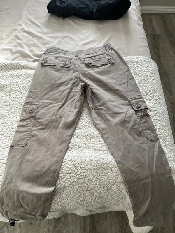ASOS Men’s khaki/tan cargo trousers