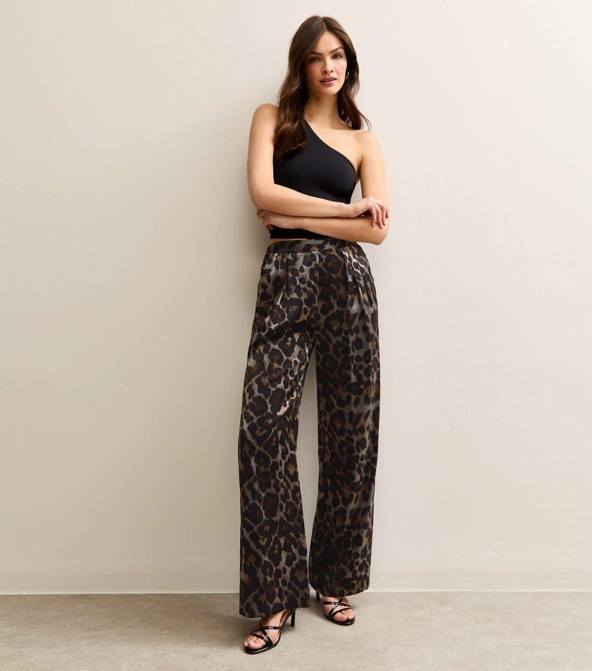 New Look Women's Tall Black Leopard Print Wide Leg Trousers New Look