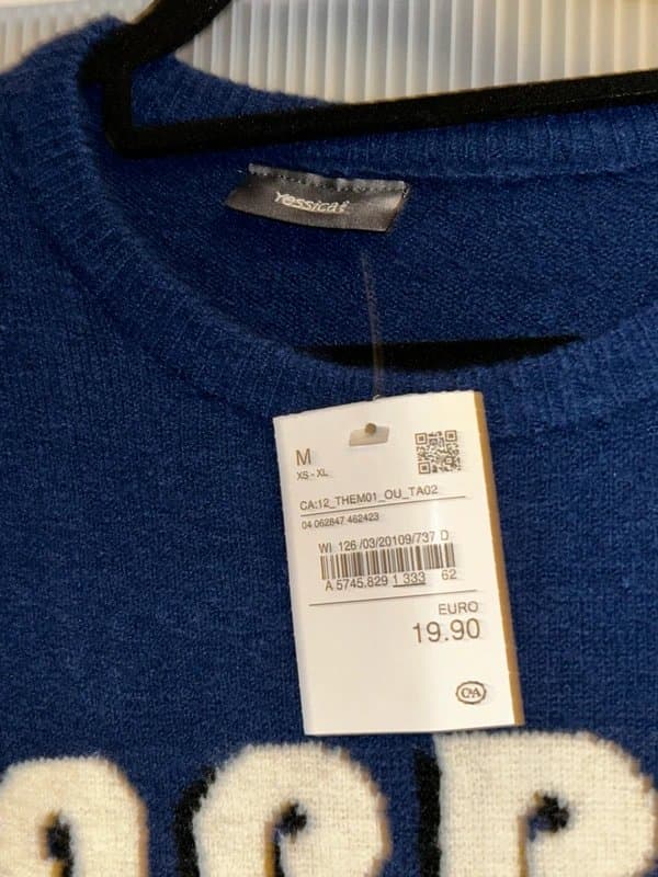 Yessica striped crop, pink knit & après ski jumper set