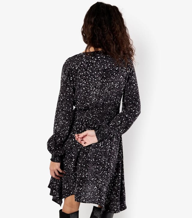 Apricot Women's Grey Leopard Print Handkerchief Hem Dress Apricot New Look - 3