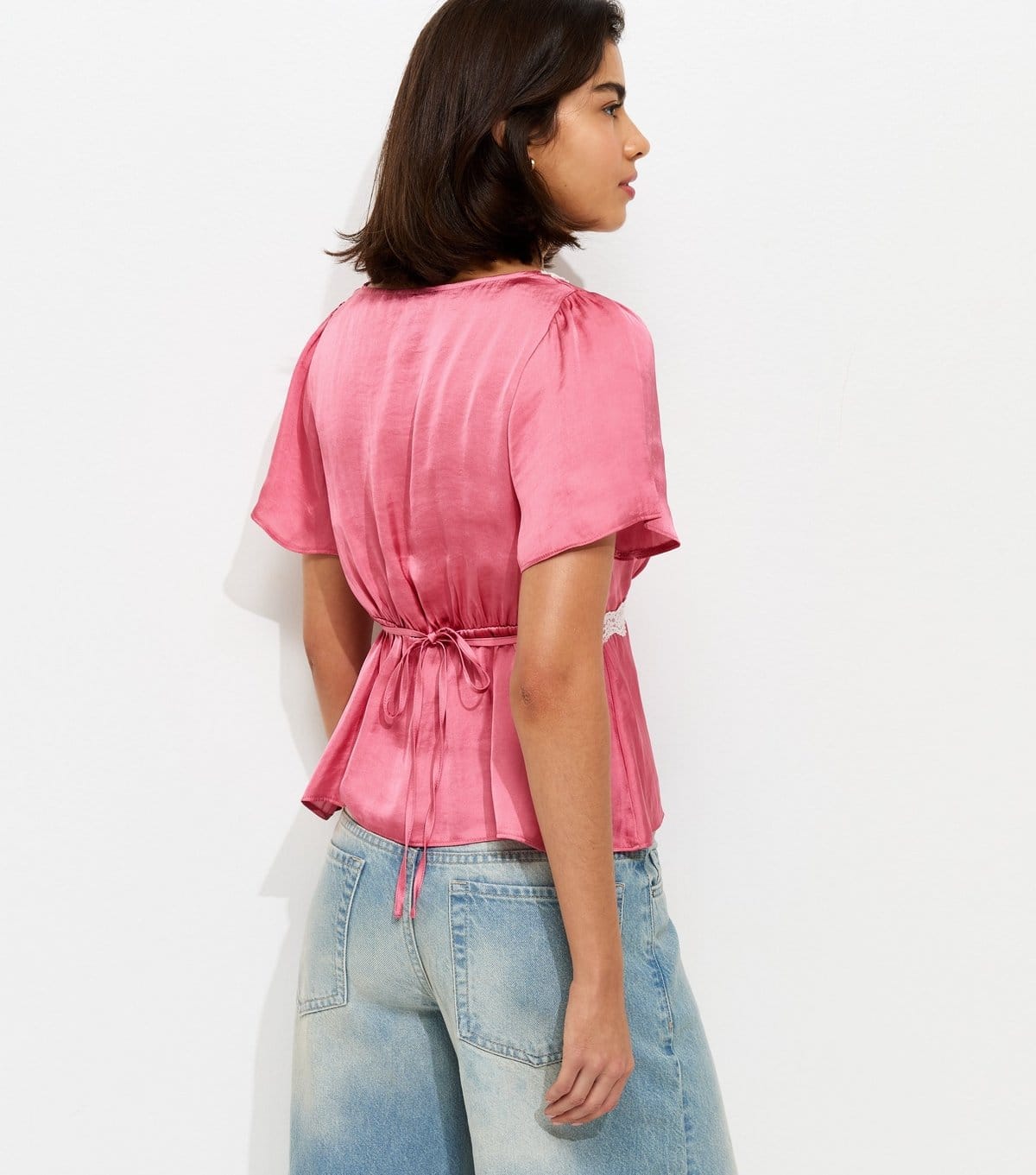 New Look Women's Pink Lace Trim Flutter Sleeve Satin Tea Top New Look - 4