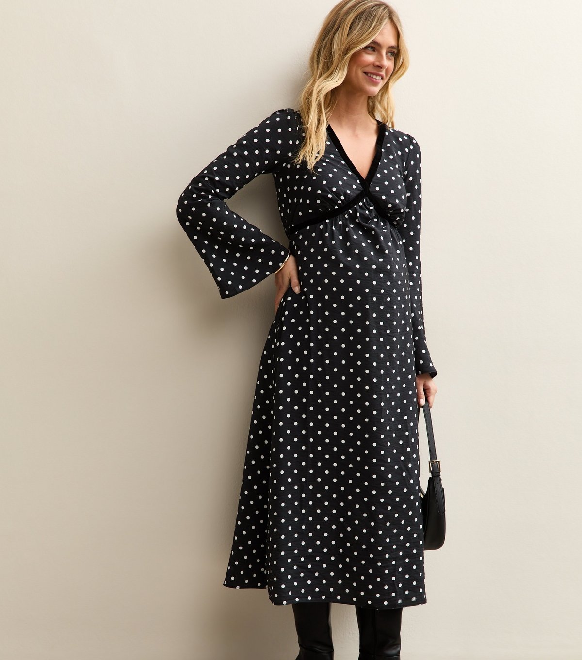 New Look Women's Maternity Black Polka Dot Velvet Trim Midi Dress New Look - 3