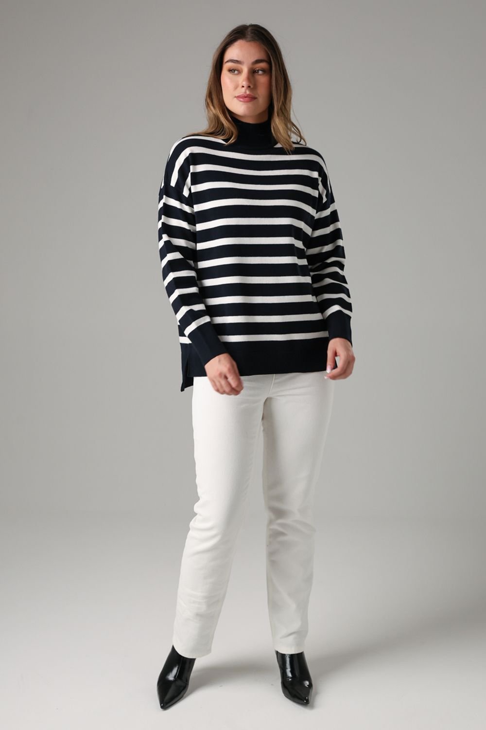 French Connection French Connection Women's Oversized High Neck Cosy Striped Long Sleeve Jumper in Navy - 3