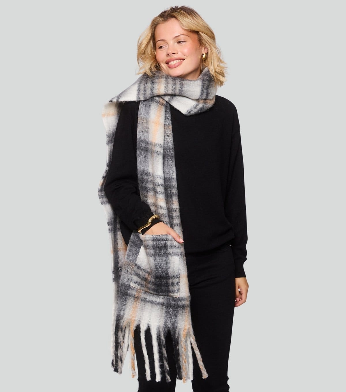 South Beach Cream Checked Pocket Scarf South Beach New Look - 4