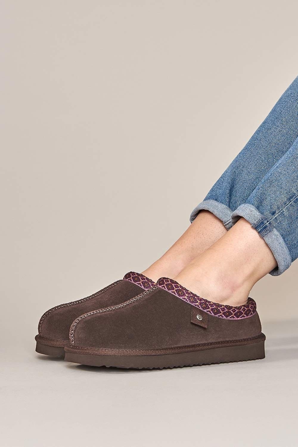 Moshulu Moshulu Women's Dark Brown Suede Slippers