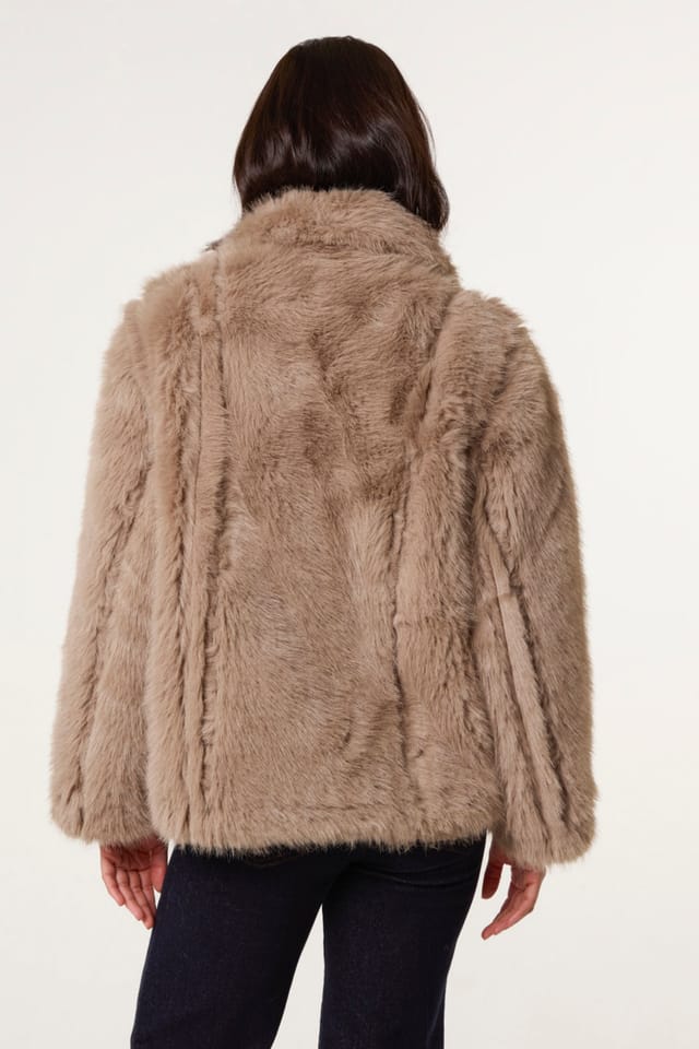 Blue Vanilla Blue Vanilla Women's Camel Reversible Short Faux Fur Coat - 2