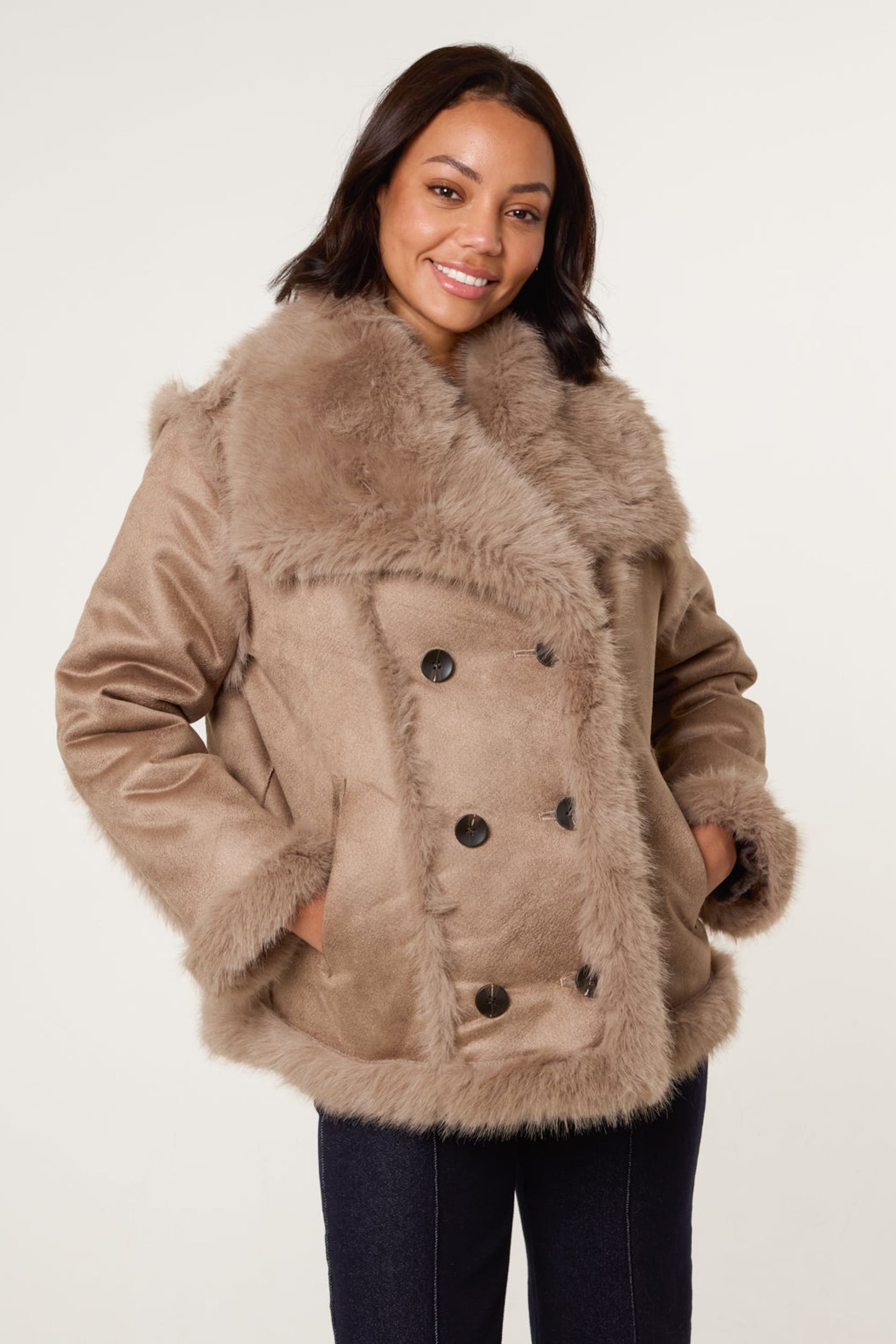 Blue Vanilla Blue Vanilla Women's Camel Reversible Short Faux Fur Coat - 4