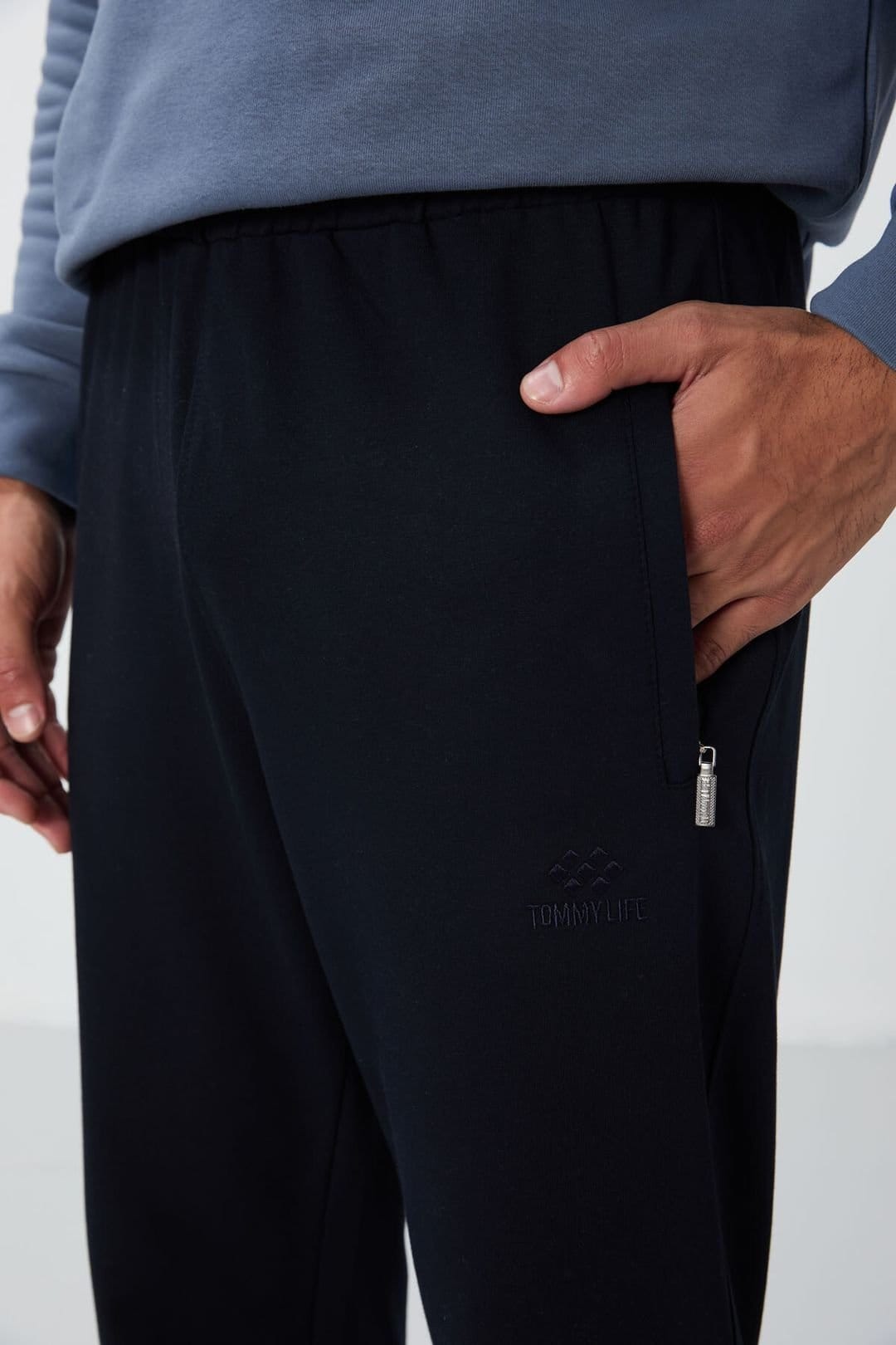 Tommy Life Tommy Life Men's Slim-fit Straight-leg Sweatpants in Black - 4